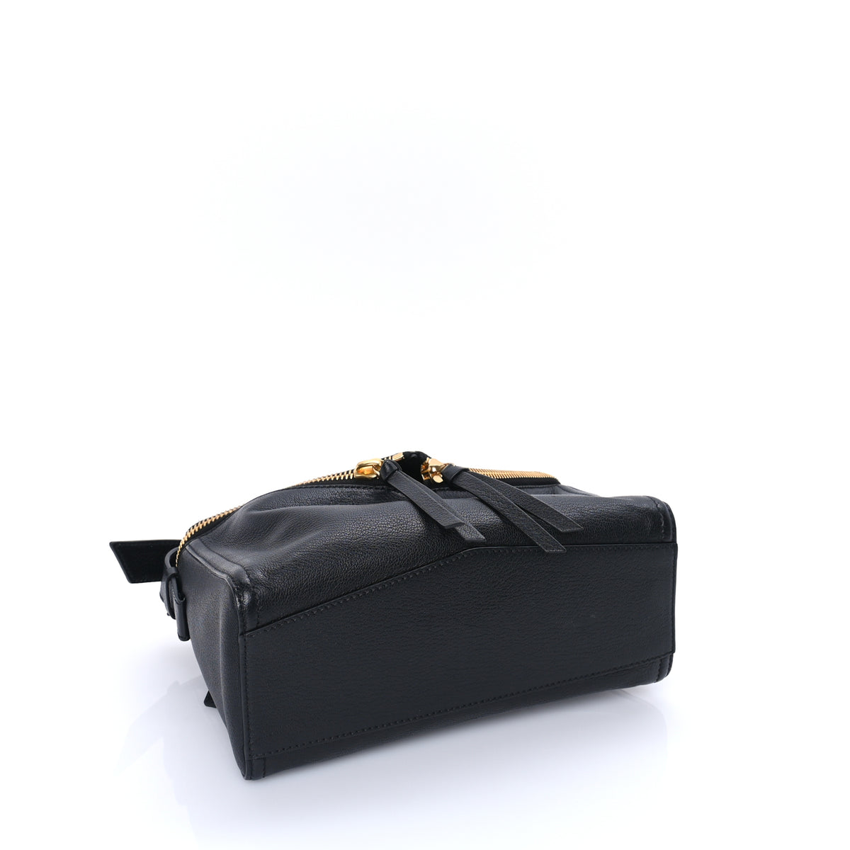 アクセサリー mcmxc MCM Goatskin Diamant 3D Shoulder Bag Black | Luxe Collective
