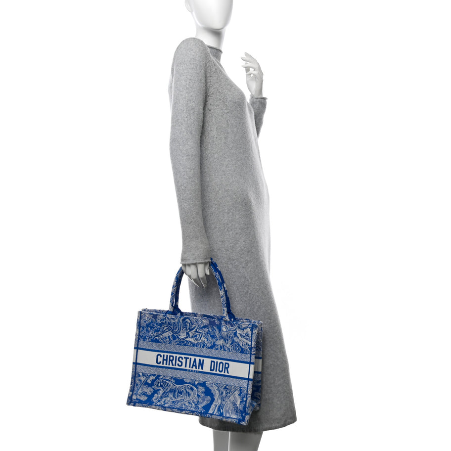 Christian Dior Canvas Embroidered Medium Dioriviera Toile De Jouy Book Tote Fluorescent Blue Image 2