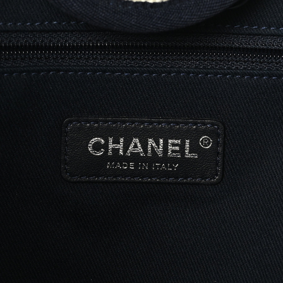 Chanel Woven Straw Raffia Extra Large Deauville Tote White Navy Image 6