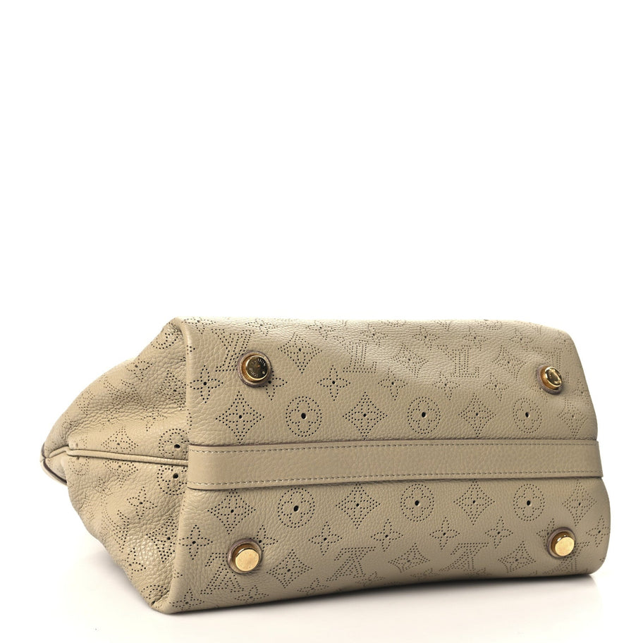 Louis Vuitton Mahina Cirrus PM  Beige Opal Image 4
