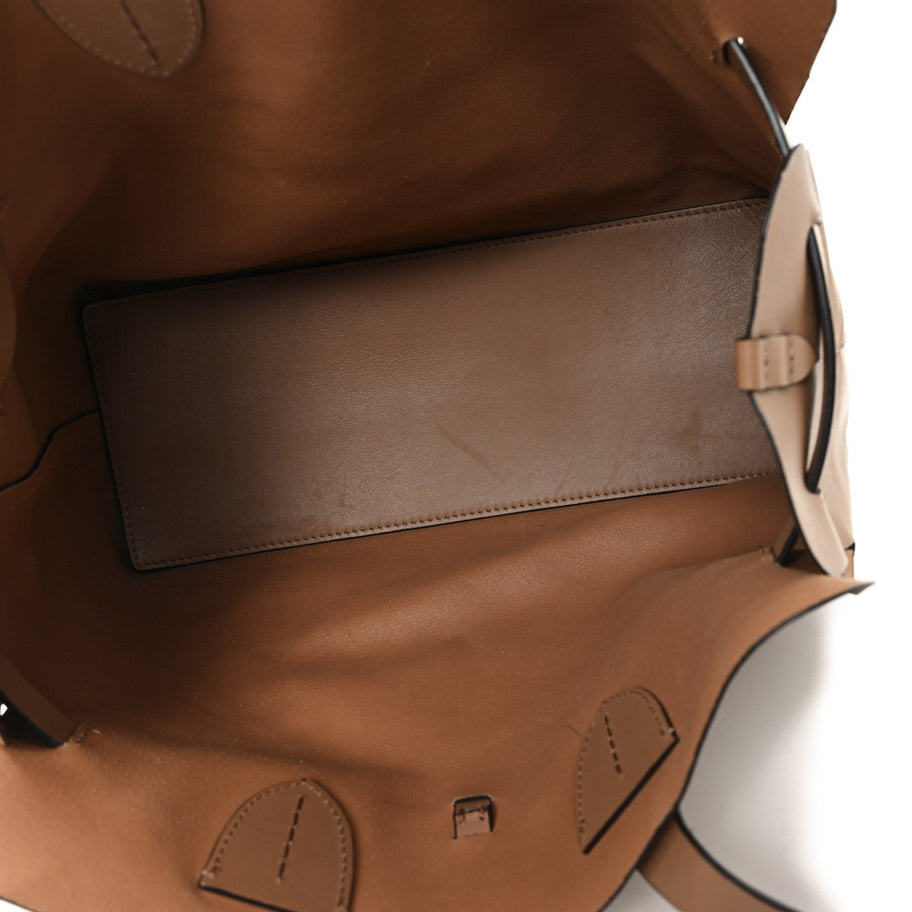 Burberry Soft Smooth Calfskin Medium Tote Limestone Image 5