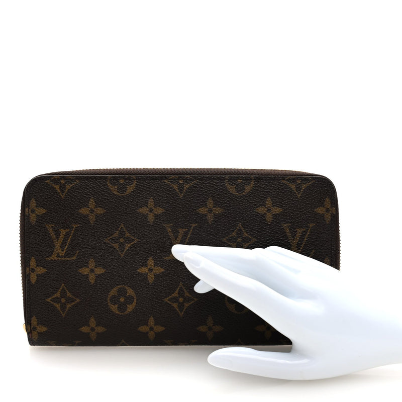  Louis Vuitton Monogram Zippy Organizer Wallet