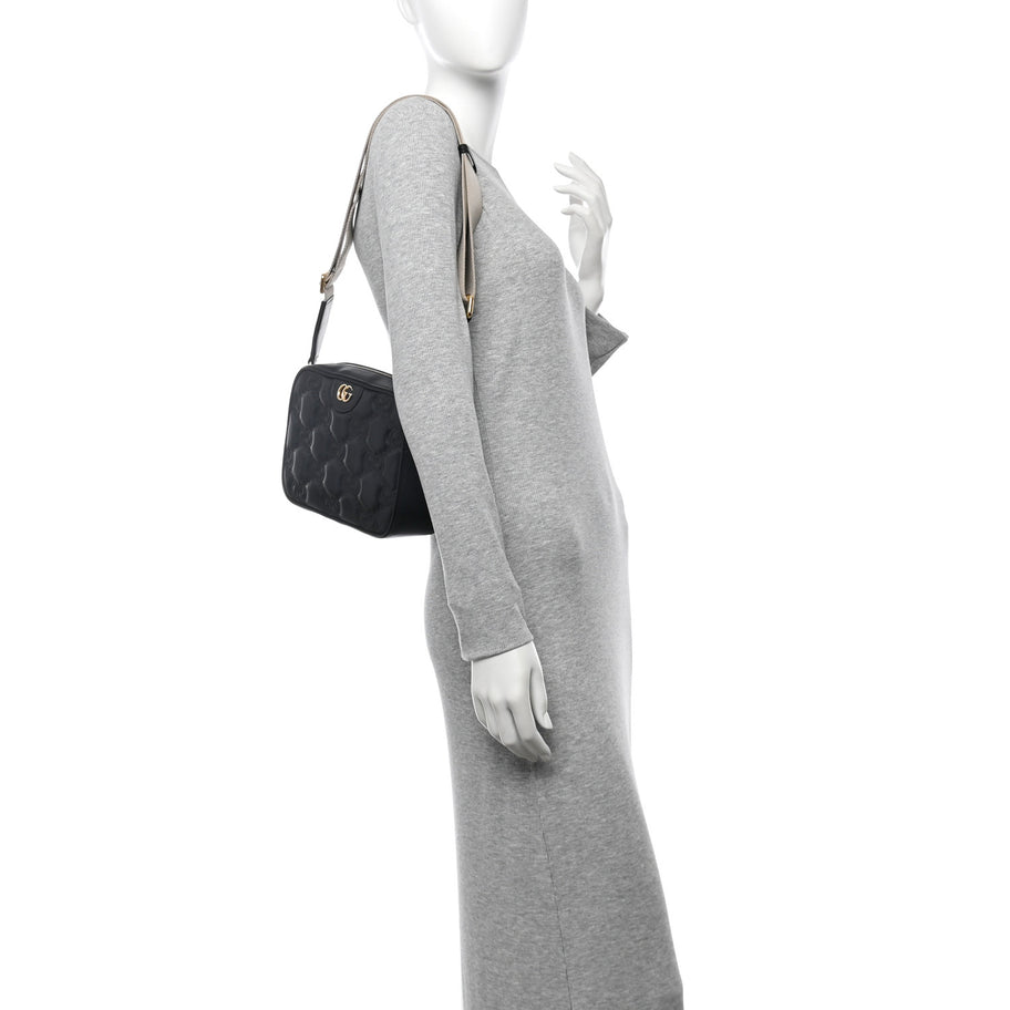 Gucci Calfskin GG Matelasse Shoulder Bag Black Natural Image 2