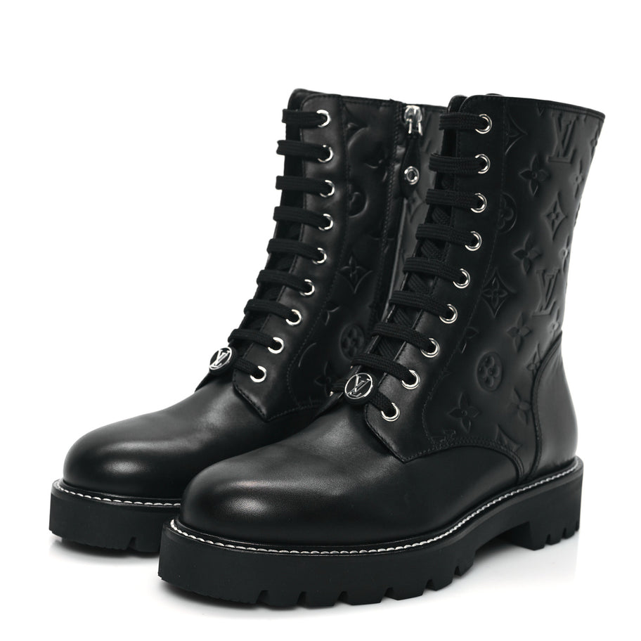 Louis Vuitton Calfskin Monogram Territory Flat Ranger Boots Black Image 4