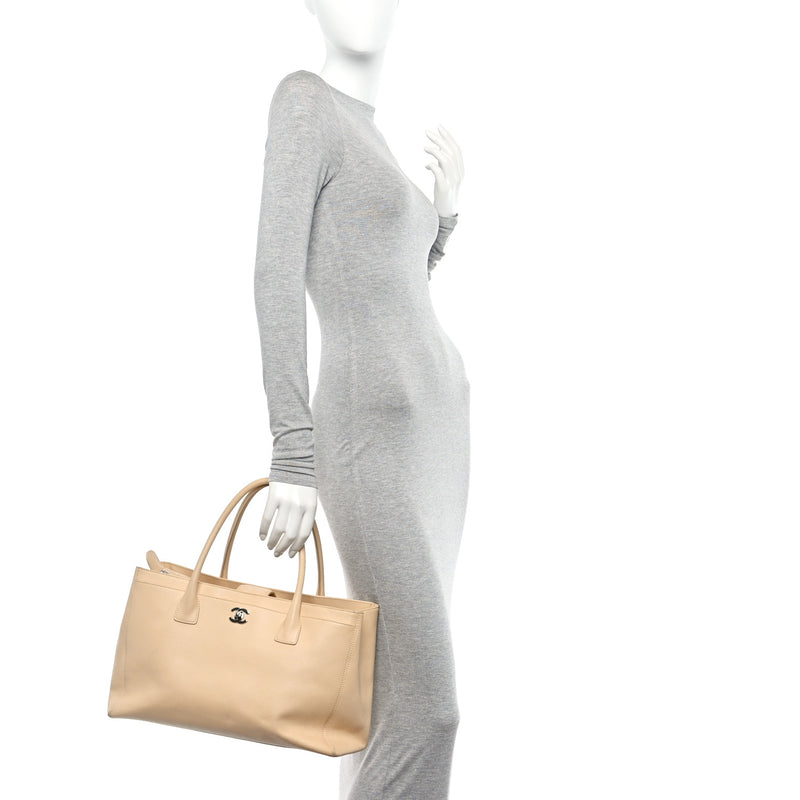  Chanel Calfskin Cerf Executive Shopper Tote Beige Clair