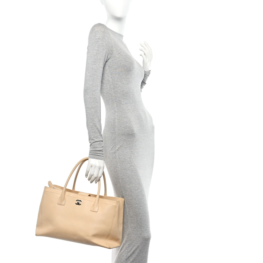 Chanel Calfskin Cerf Executive Shopper Tote Beige Clair Image 2