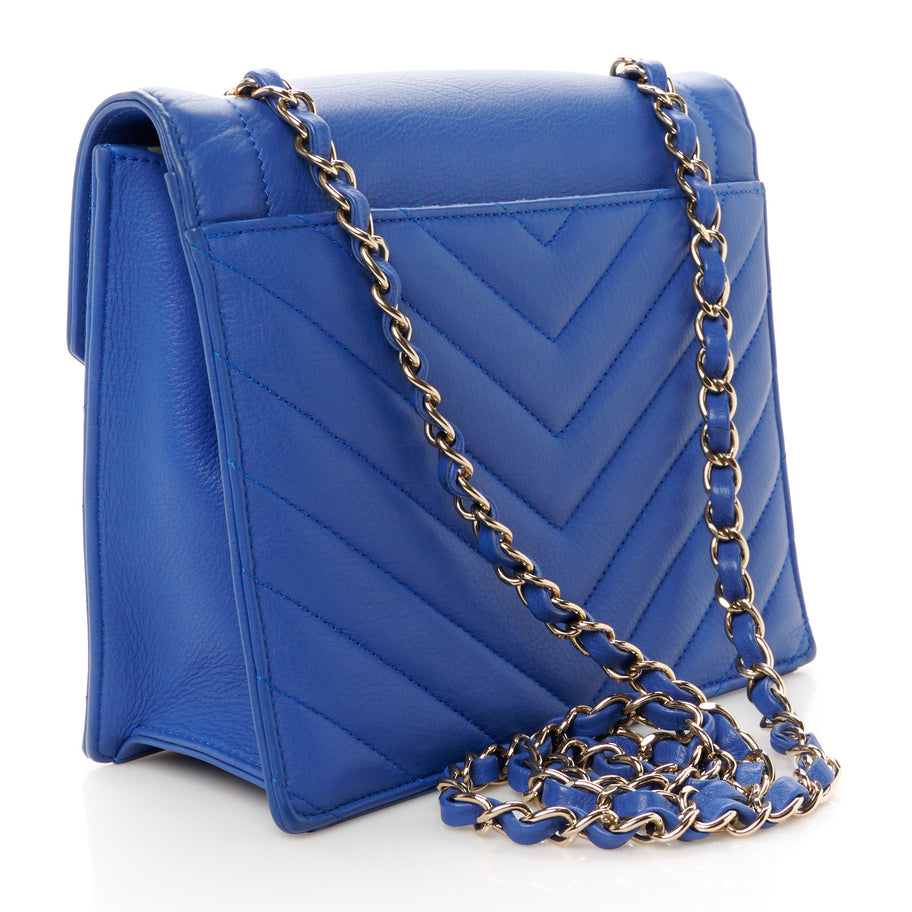 Chanel Calfskin Quilted Chevron Small Single Flap Blue Image 3
