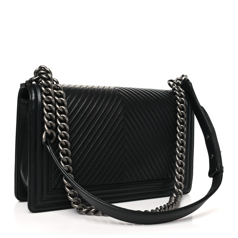 Chanel Calfskin Chevron Quilted New Medium Boy Black Image 3