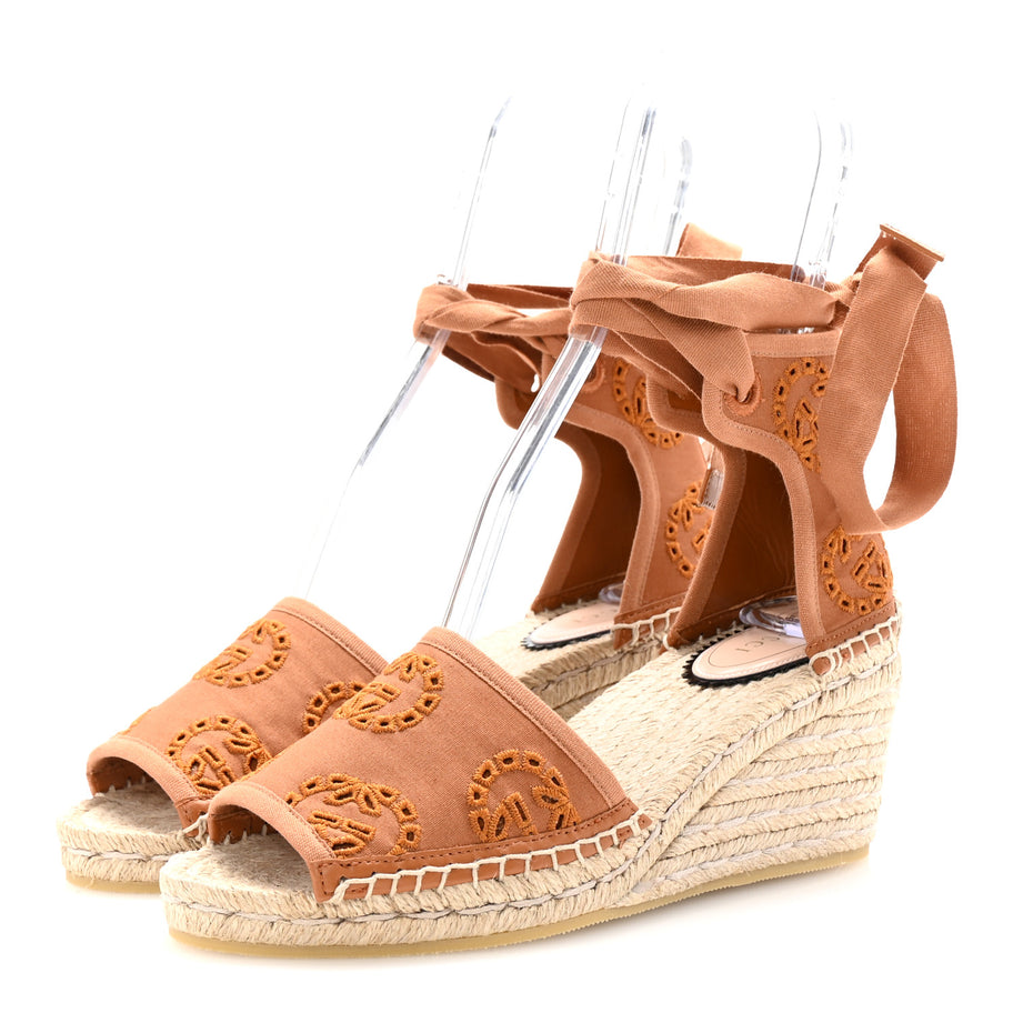 Gucci Canvas Damita GG Eyelet Espadrille Wedge Sandals 37 Blondie Cognac Image 4