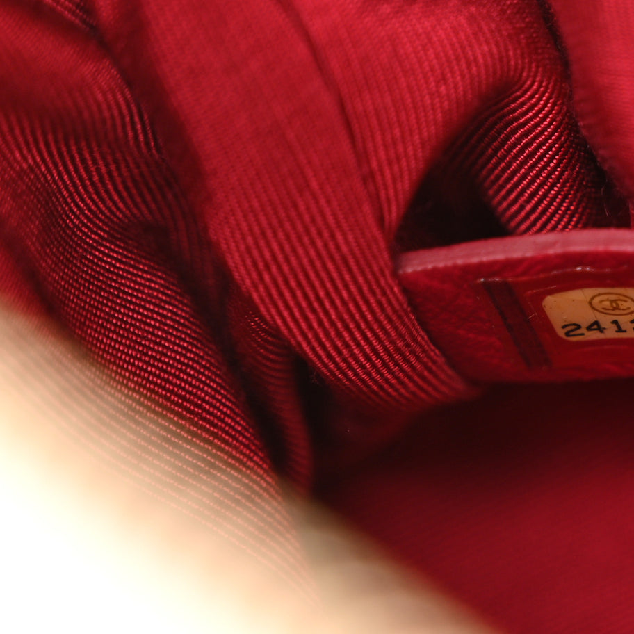 Chanel Aged Calfskin Quilted Small Gabrielle Hobo Black White Image 7