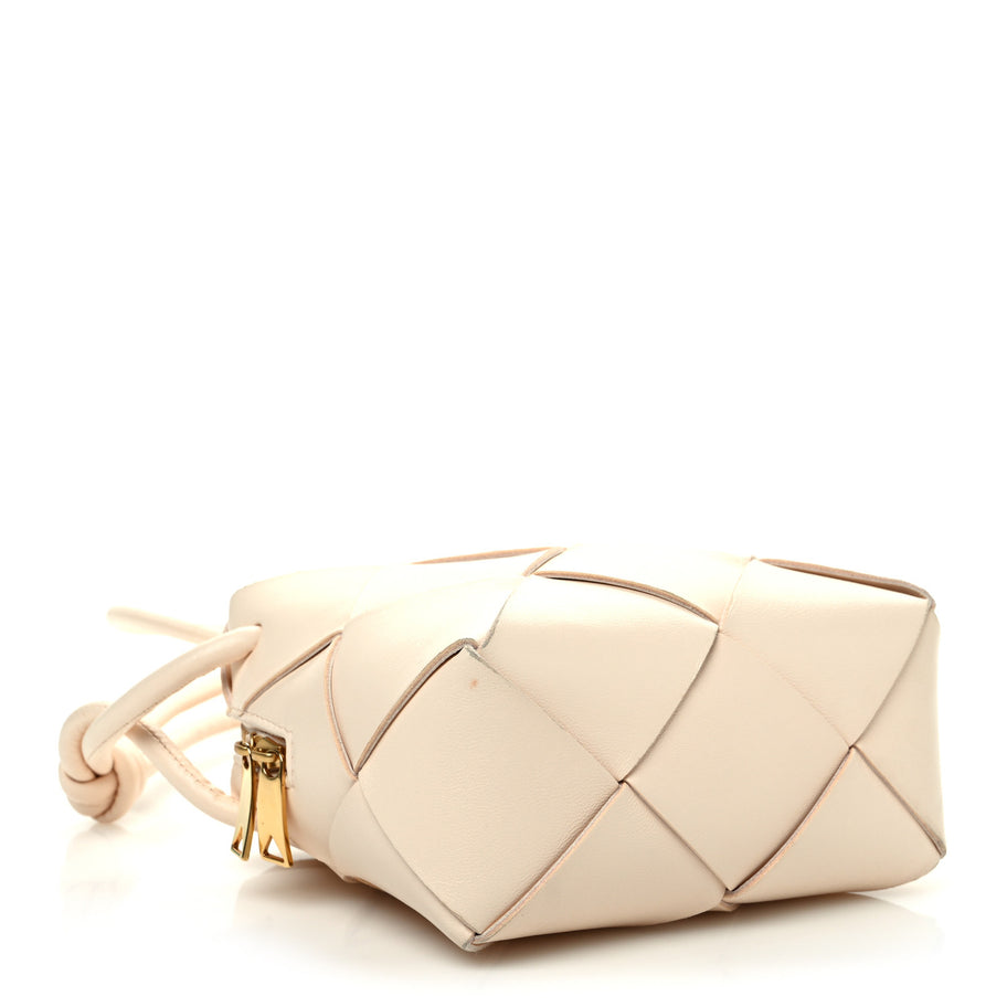 Bottega Veneta Lambskin Maxi Intrecciato Mini Cassette Camera Bag Macaroon Image 4