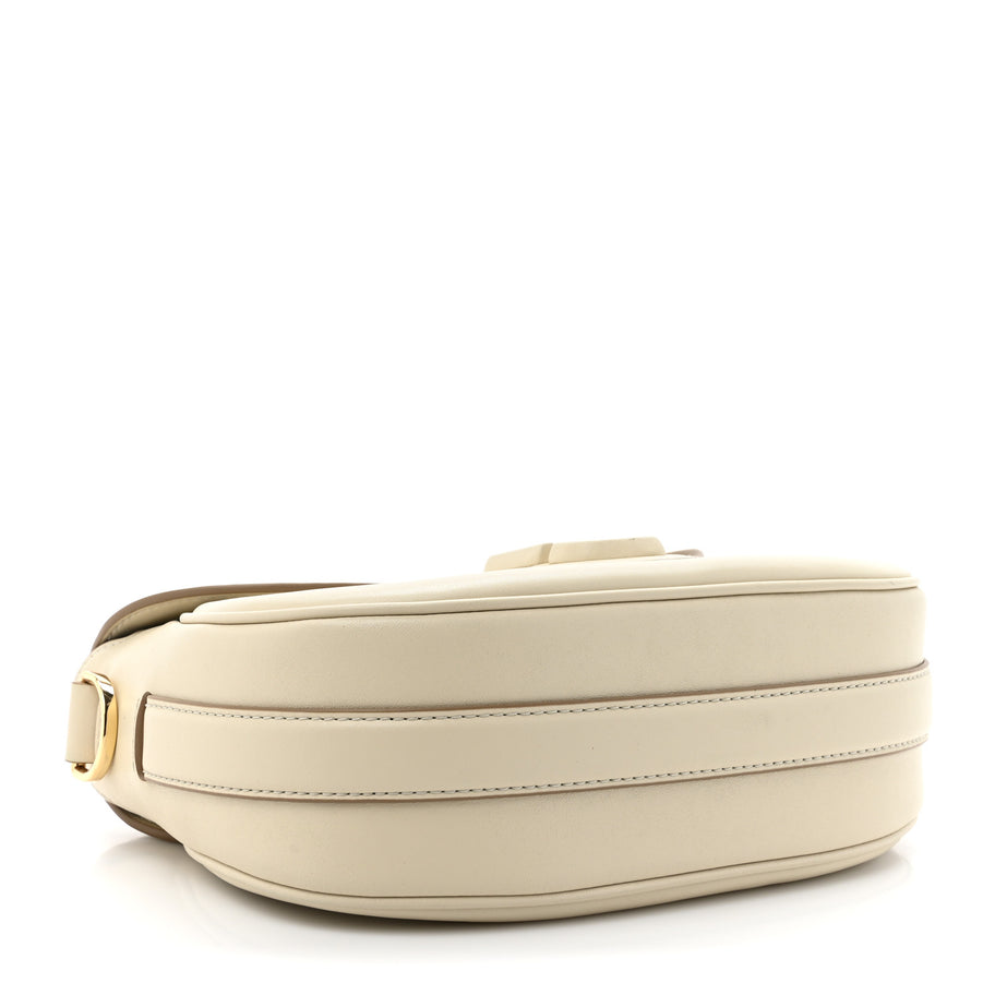 Marc Jacobs Calfskin Large The Covered J Marc Saddle Cloud White Image 4