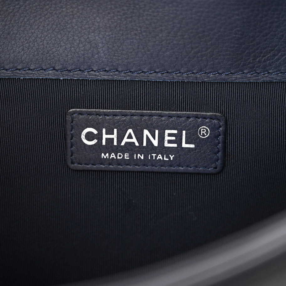 Chanel Calfskin New Medium Boy Reverso Flap Navy Image 6