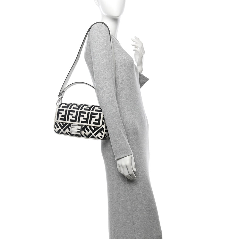 Fendi Canvas Vitello King FF Embroidered Baguette White Black