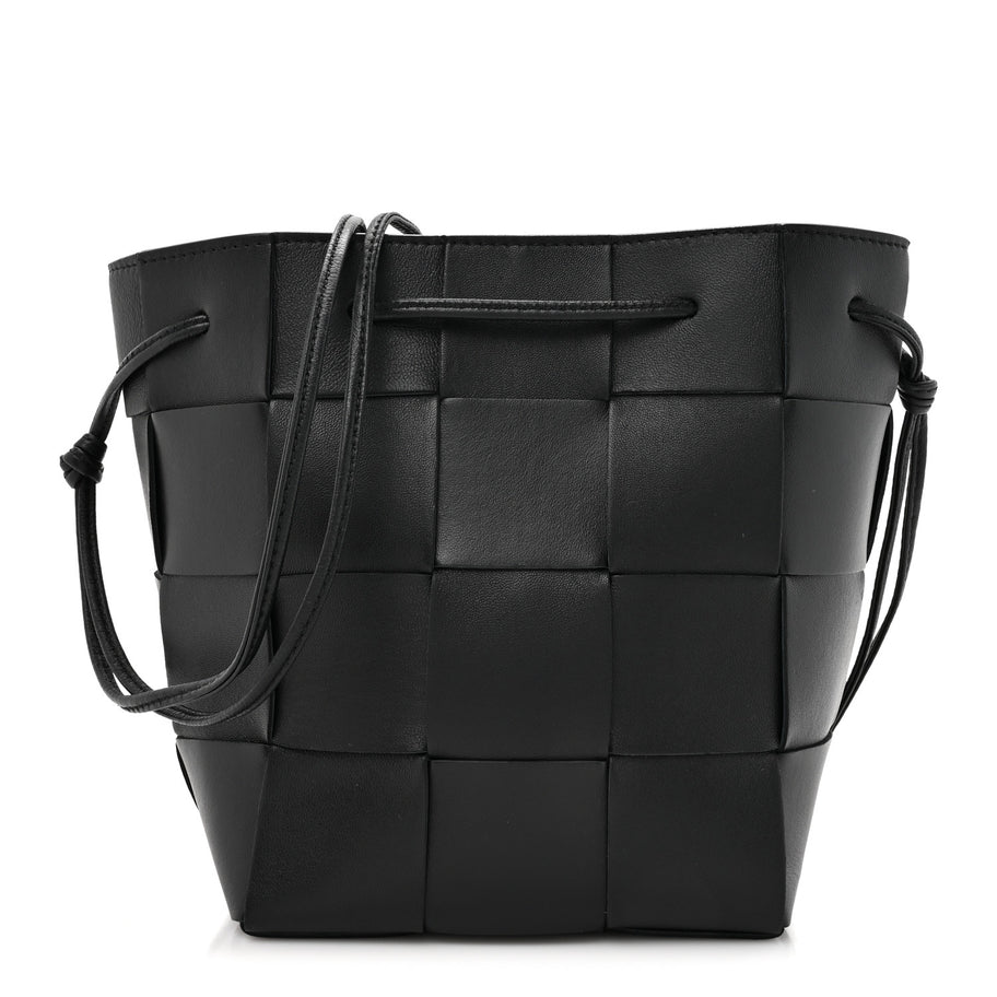Bottega Veneta Nappa Maxi Intrecciato Cassette Bucket Bag Black Image 1