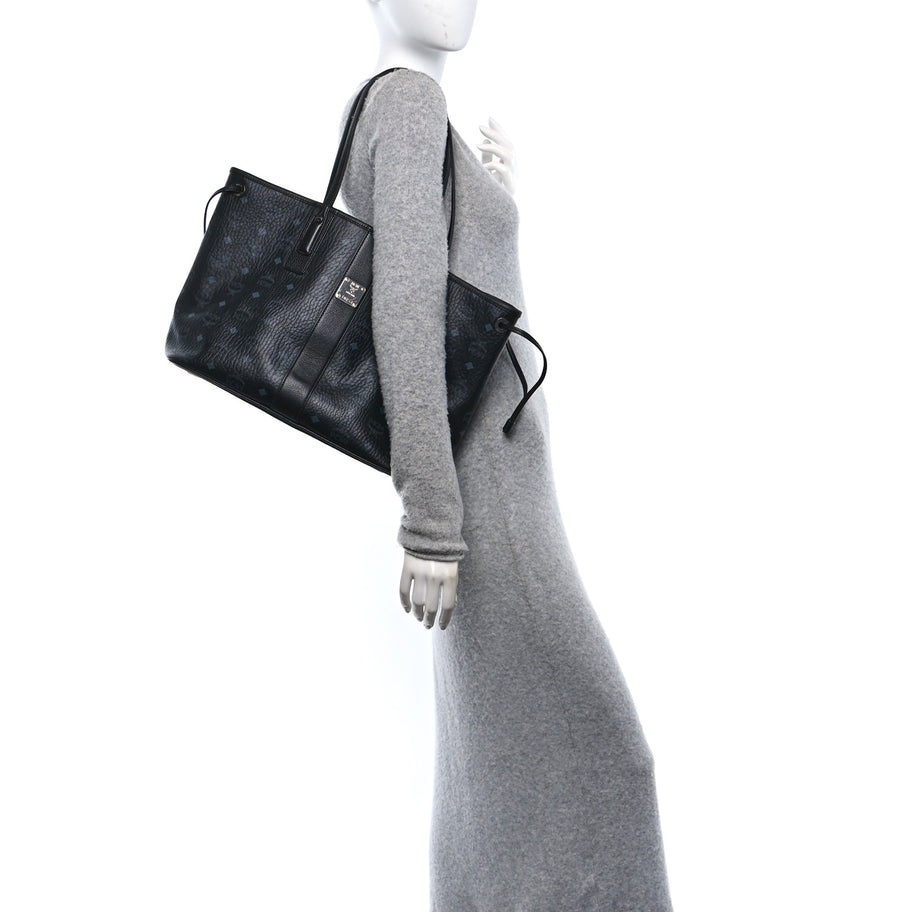 MCM Grained Calfskin Visetos Medium Liz Reversible Shopper Tote Black Image 4