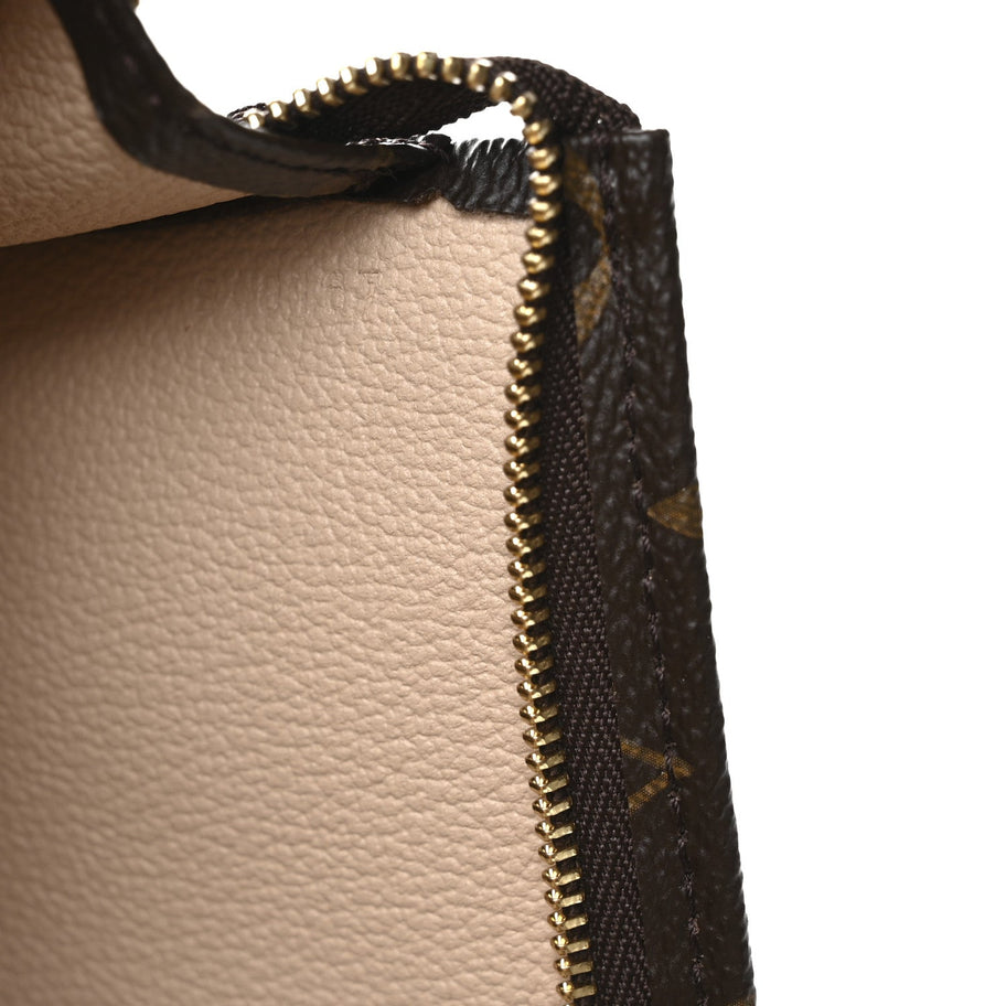 Louis Vuitton Monogram Toiletry Pouch 26 Image 7