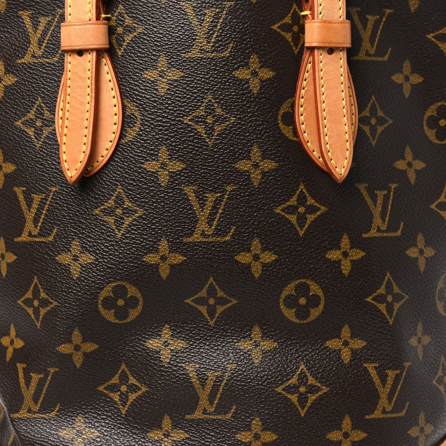 Louis Vuitton Monogram Petit Bucket 23 Image 7