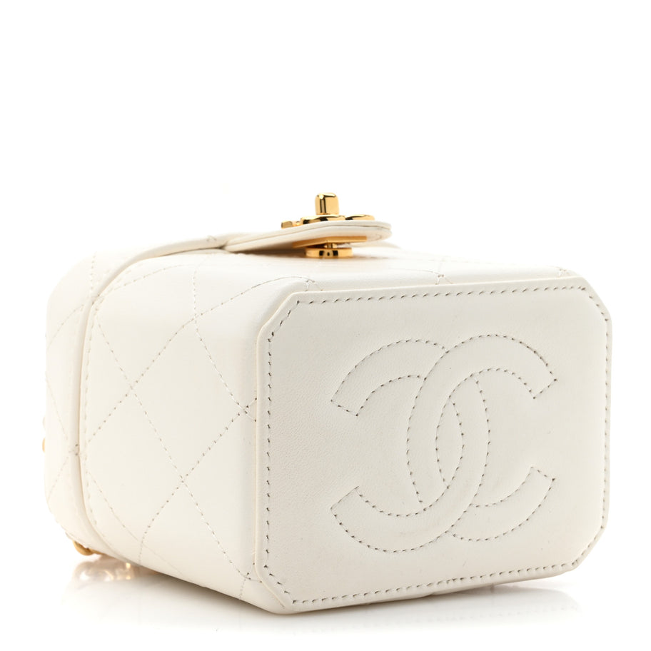 Chanel Lambskin Quilted Vanity Clutch With Chain White Image 4