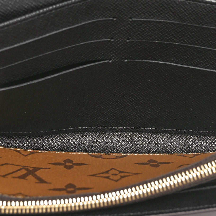 Louis Vuitton Reverse Monogram Giant Sarah Wallet Image 5