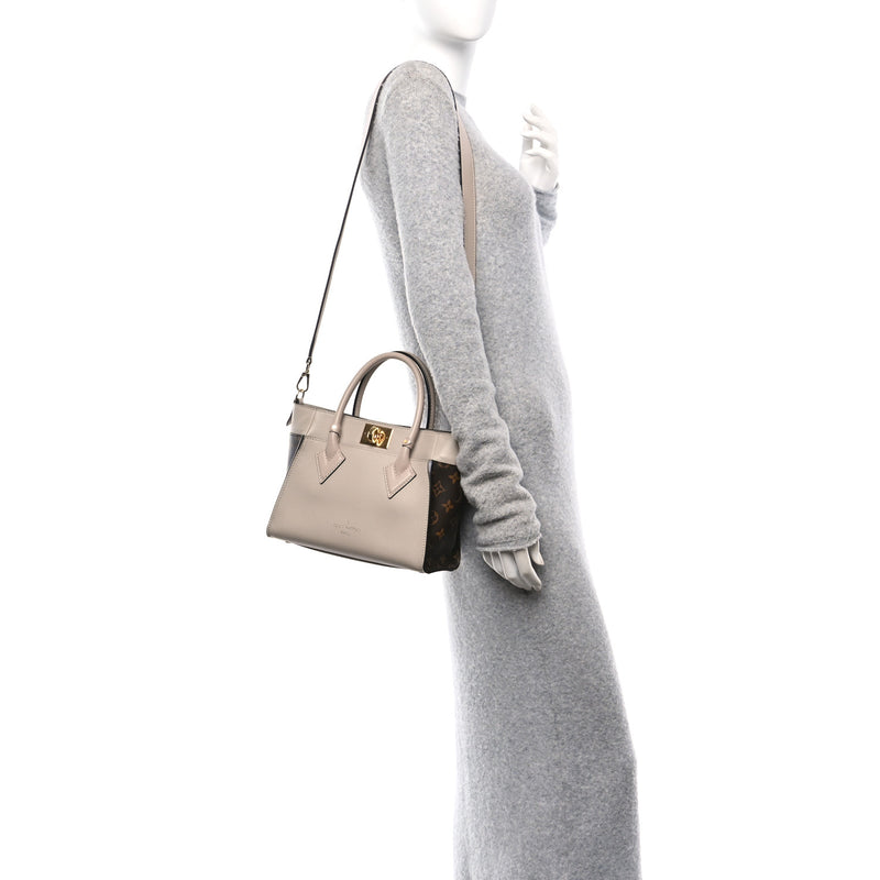  Louis Vuitton Calfskin Monogram On My Side PM