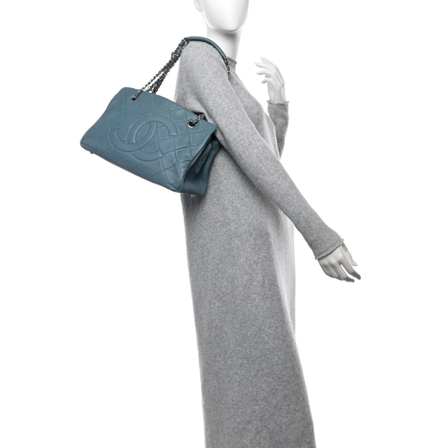 Chanel Caviar Quilted Timeless CC Tote Blue Image 2