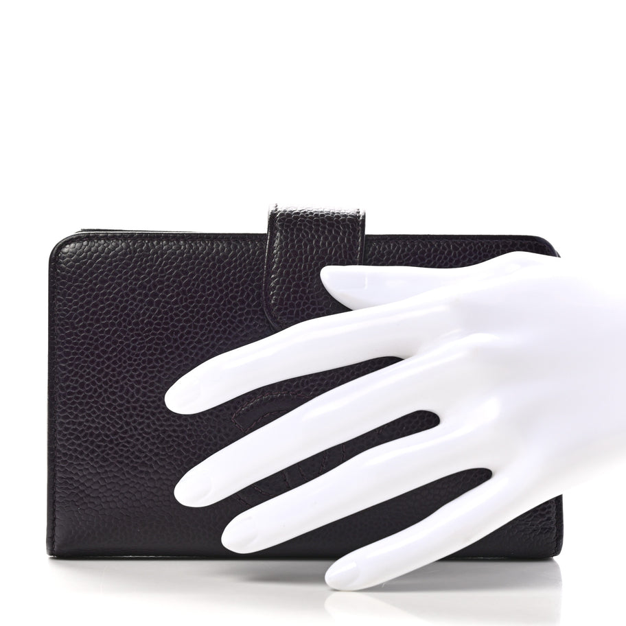 Chanel Caviar Timeless CC Zipped Pocket Wallet Dark Purple Image 2