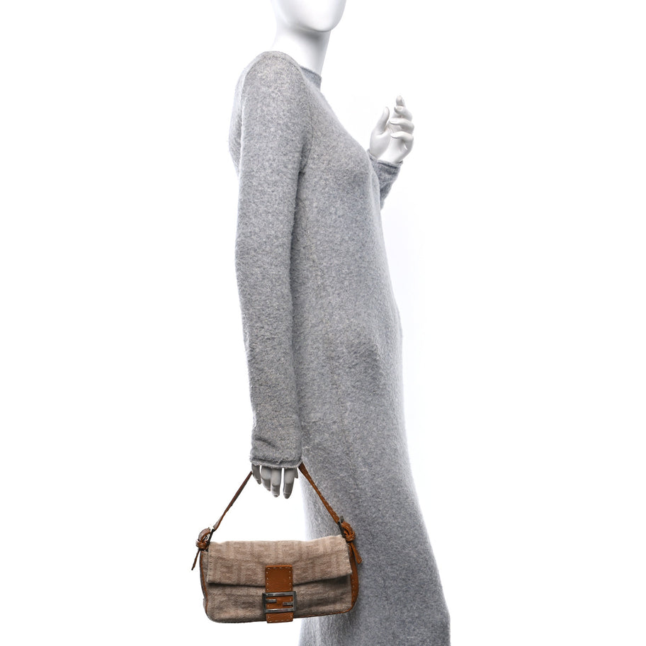 Fendi Cashmere Cuoio Romano Selleria Baguette Honey Image 2