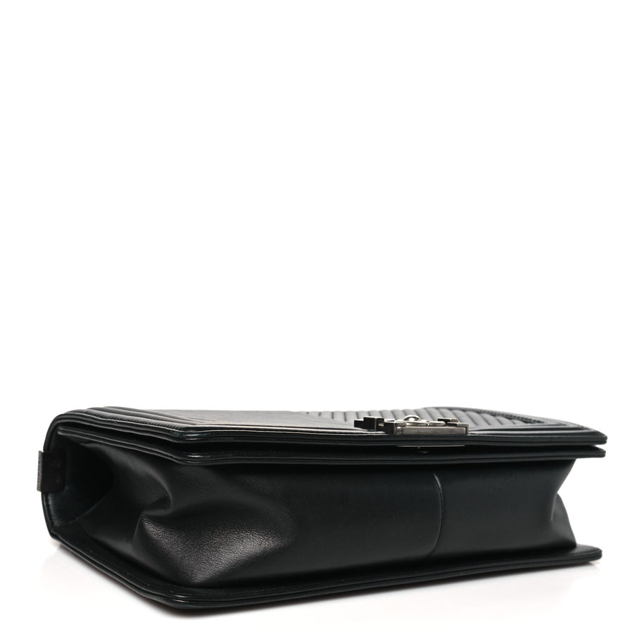 Chanel Calfskin Chevron Quilted New Medium Boy Black Image 4