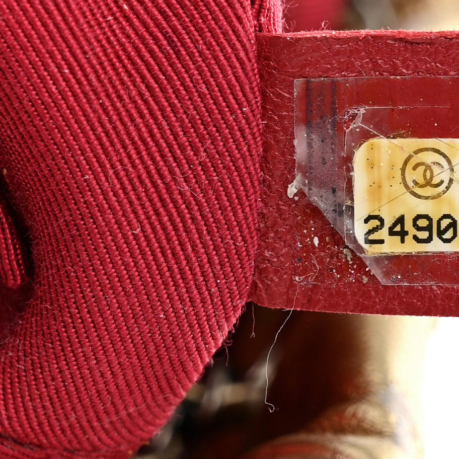 Chanel Metallic Aged Calfskin Quilted Small Gabrielle Bucket Gold Image 7