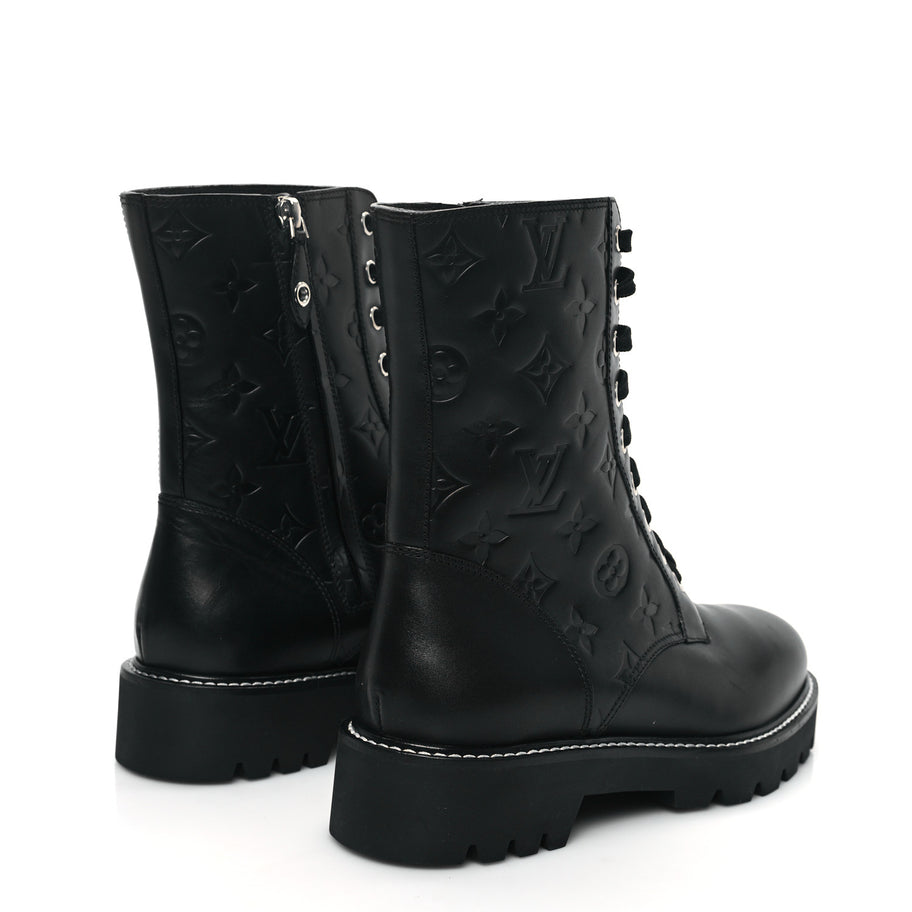 Louis Vuitton Calfskin Monogram Territory Flat Ranger Boots Black Image 5