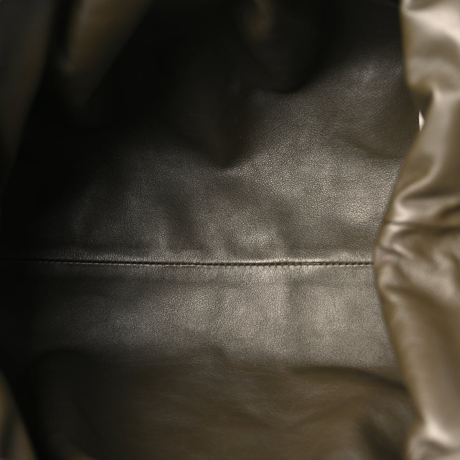 Bottega Veneta Smooth Butter Calf The Pouch Oversized Clutch Kaki Fondent Image 4