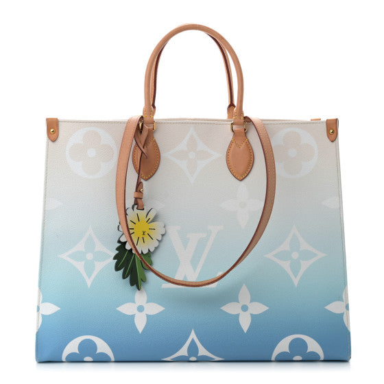  Louis Vuitton Monogram Giant By The Pool Onthego GM Blue