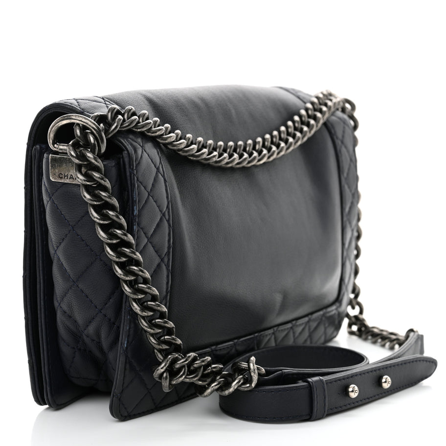 Chanel Calfskin New Medium Boy Reverso Flap Navy Image 3