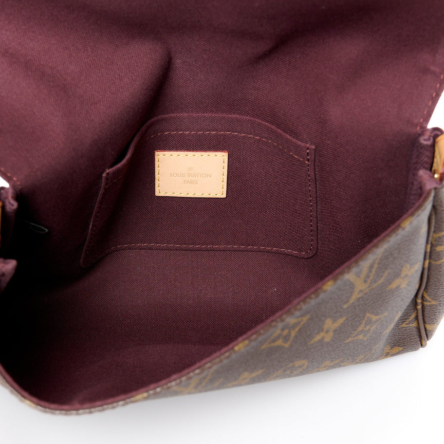 Louis Vuitton Monogram Favorite MM Image 5