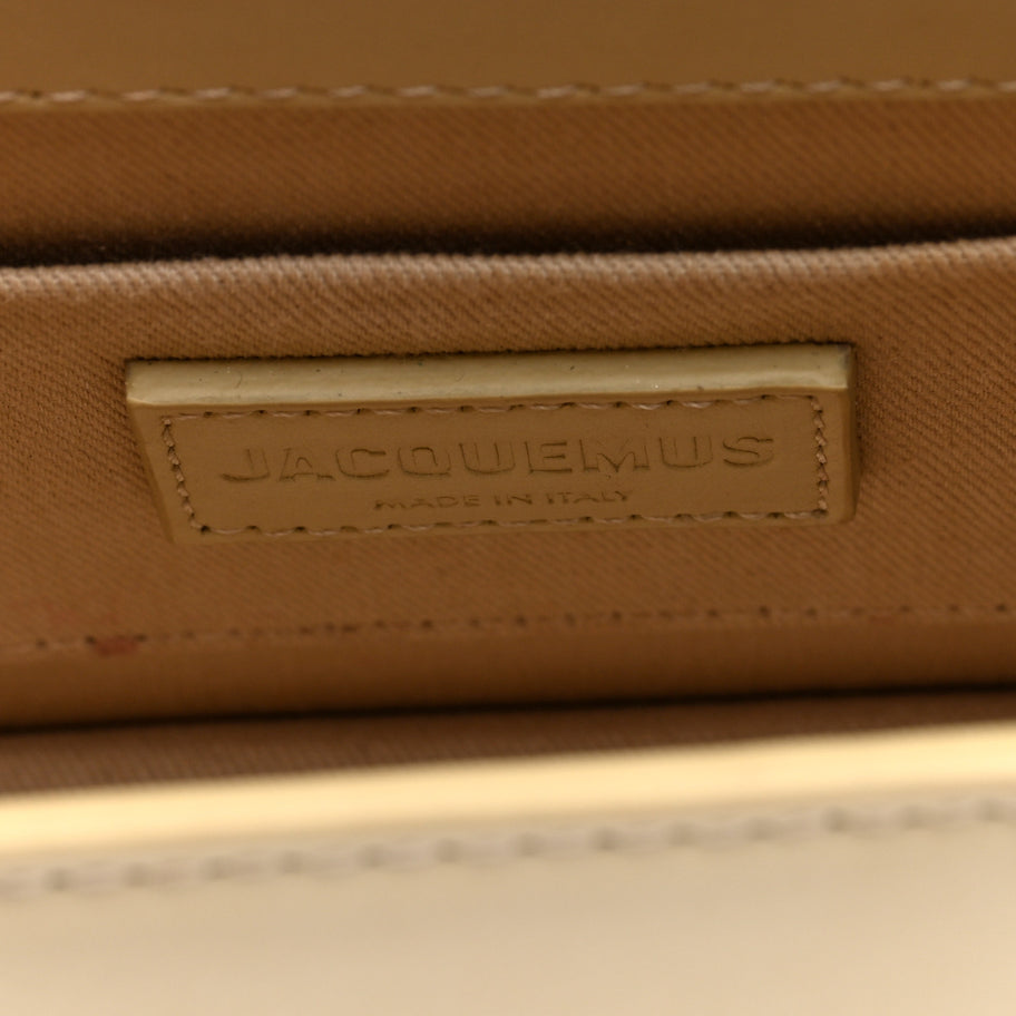 Jacquemus Smooth Calfskin Le Chiquito Moyen Ivory Image 6