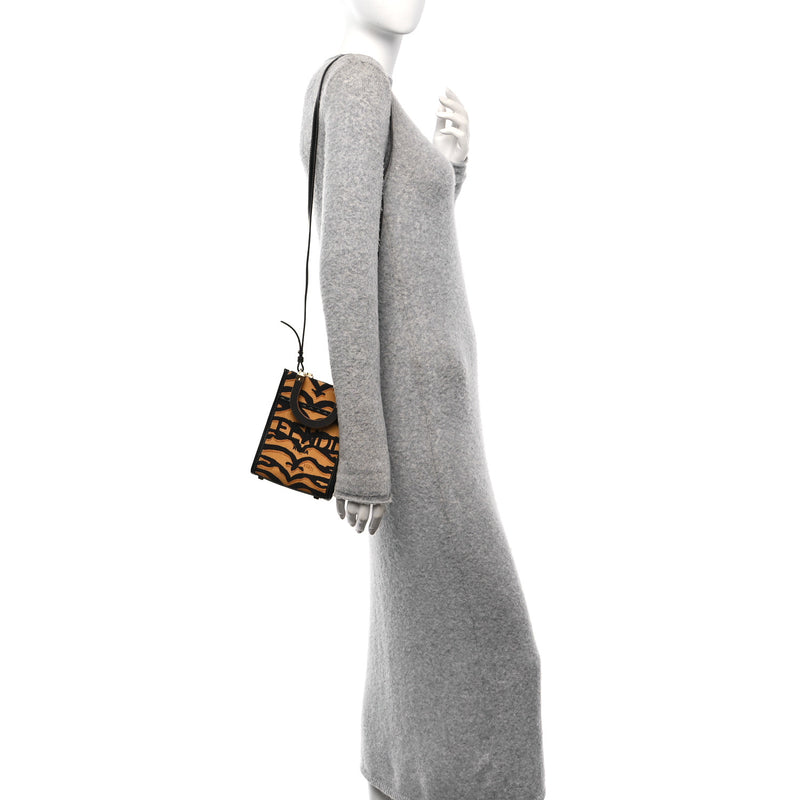  Fendi Canvas Vitello King Chinese New Year Tiger Embroidered Sunshine Shopper Tote Black Dark Yellow