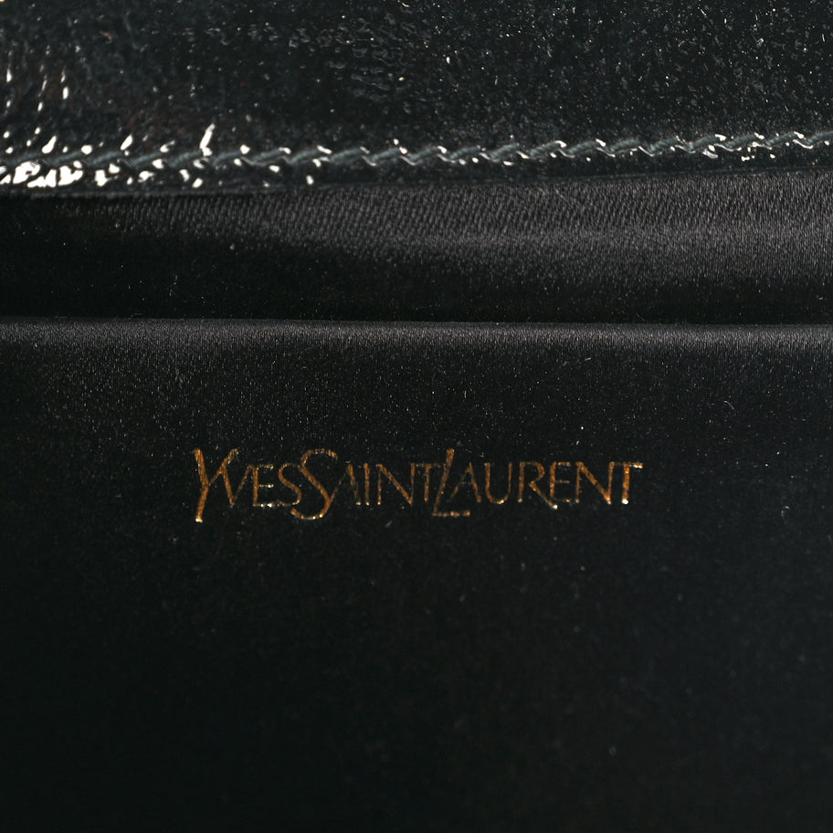 Saint Laurent Textured Patent Monogram Large Belle De Jour Clutch Black Image 6