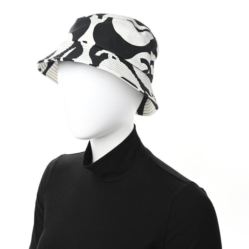  Chanel Cotton CC Bucket Hat Black White