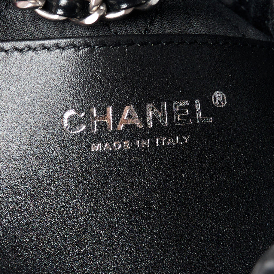 Chanel Shiny Calfskin Quilted Mini 22 Black Image 6