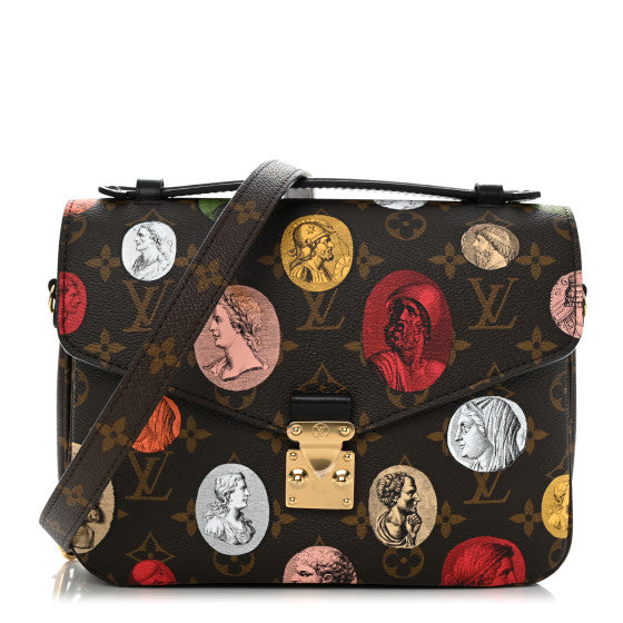  Gucci Microguccissima Medium Dome Bag Black