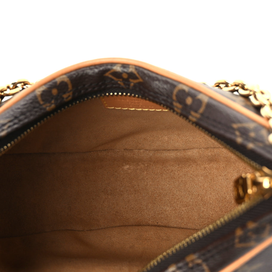 Louis Vuitton Monogram Loop Image 4
