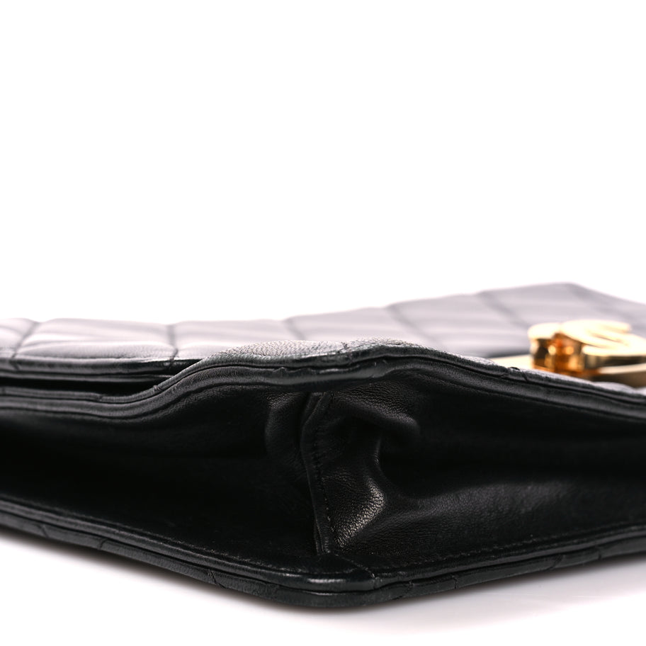 Chanel Lambskin Quilted Large Golden Class Flap Black Image 7