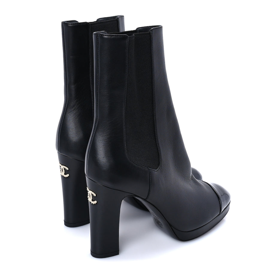 Chanel Lambskin Patent Cap Toe Pearl CC Ankle Boots 37.5 Black Image 4