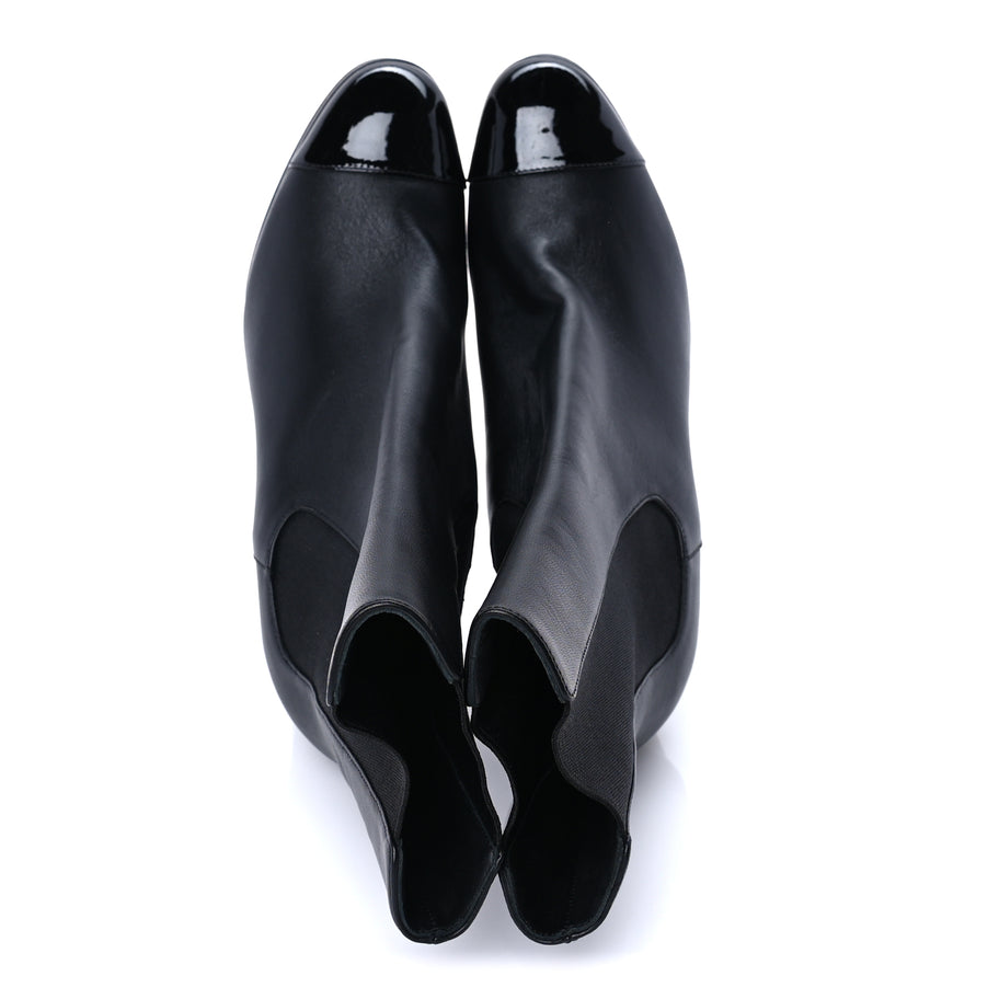 Chanel Lambskin Patent Cap Toe Pearl CC Ankle Boots 37.5 Black Image 5