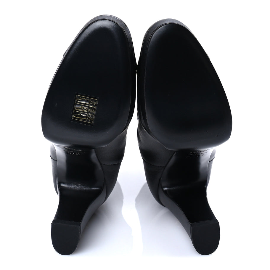 Chanel Lambskin Patent Cap Toe Pearl CC Ankle Boots 37.5 Black Image 6