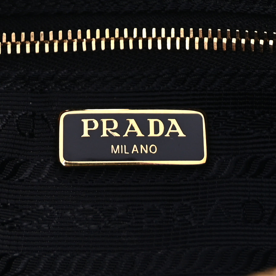 Prada Vitello Phenix Camera Bag Smeraldo Image 5