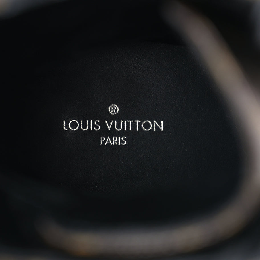 Louis Vuitton Suede Calfskin Monogram Laureate Platform Desert Boots 36.5 Taupe Image 6