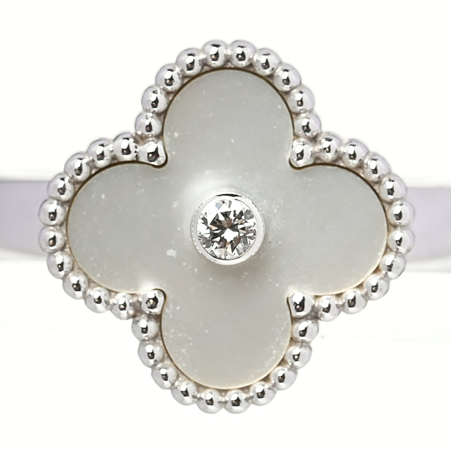 Van Cleef & Arpels 18K White Gold Diamond Mother of Pearl Vintage Alhambra Ring 54 6.75 Image 4