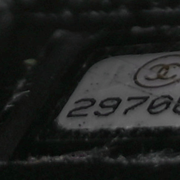 Chanel Caviar Quilted Small CC Filigree Vanity Case Black Image 6